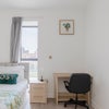 Photo 3: Room 1