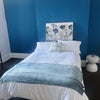 Photo 3: Room 2