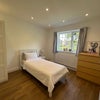 Photo 5: Spacious Single