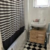 Photo 4: Bathroom