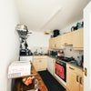 Photo 6: Kitchen