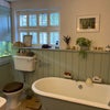 Photo 5: Generous size bathroom