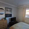 Photo 2: Spacious double room