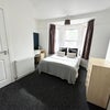 Photo 2: Room 2 - Double Ensuite Room 
