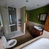 Photo 4: Bathroom