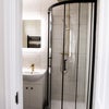 Photo 7: Room 5 Ensuite - available