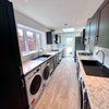 Photo 7: Kitchen 