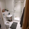 Photo 4: Bigger room en suite