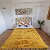 Photo 4: Room 3