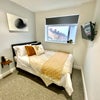 Photo 2: Large double bedroom with en-suite available now