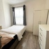 Photo 2: room4