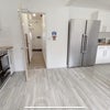 Photo 6: Kitchen (2)