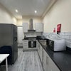 Photo 3: Kitchen 