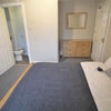 Photo 13: Ensuite 1