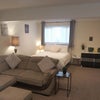 Photo 2: Livingroom/bedroom