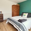 Photo 7: Room 4