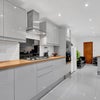 Photo 18: Kitchen