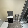 Photo 13: Room 4 En Suite