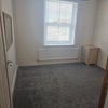 Photo 4: Bedroom 