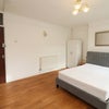 Photo 4: Room 1: £280 per week - Double room couples are welcome with private garden - £1,213 per month 