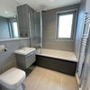 Photo 4: Bathroom 