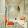 Photo 3: Ensuite