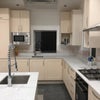 Photo 4: Kitchen / Hob / Extractor / Oven / Microwave / Washing machine & dryer / Fridge Freezer
