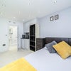 Photo 5: Room 1