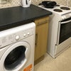 Photo 5: washing machine, hob, oven, kettle