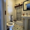 Photo 4: En Suite