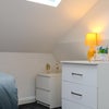 Photo 12: Room 5