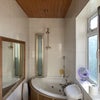 Photo 4: Bathroom 