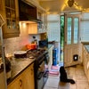 Photo 5: Kitchen
