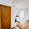Photo 5: kitchen