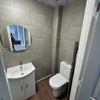 Photo 7: En suite 