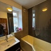 Photo 3: Bathroom