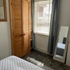 Photo 4: £625 incl bills bedroom 3