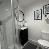 Photo 3: Room 5 Ensuite