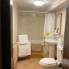 Photo 3: Ensuite bathroom with overhead shower