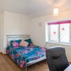Photo 5: Room 1
