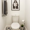 Photo 7: toilet
