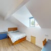 Photo 4: Room 1
