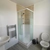 Photo 2: En-Suite Bathroom