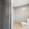 Photo 5: En-suite Room 2