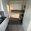 Photo 6: Kitchen