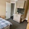 Photo 8: Double room, kitchenette and en suite