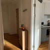 Photo 6: Entrance / Hallway