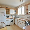 Photo 7: Kitchen