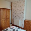 Photo 3: Room 1