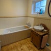 Photo 4: Bathroom - bath